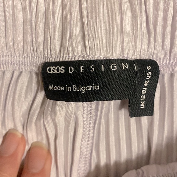 ASOS Pleated Lavender Wide Leg Capris- Size 8 - Picture 3 of 4